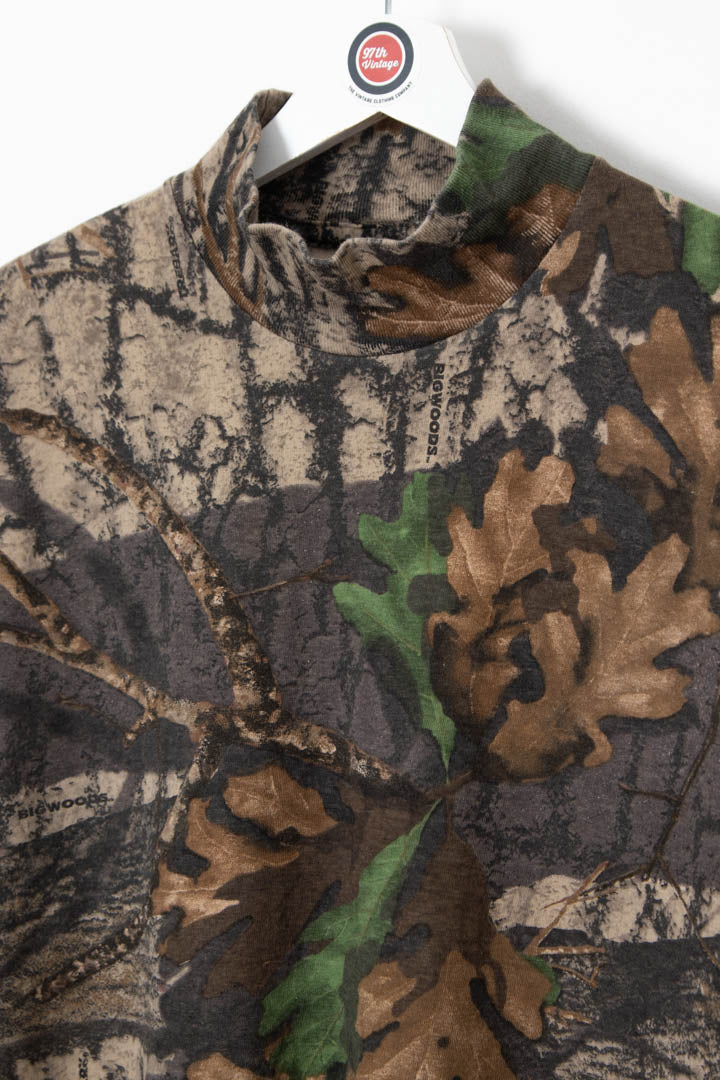 Realtree Camo Longsleeve Mock Neck T-Shirt (M)